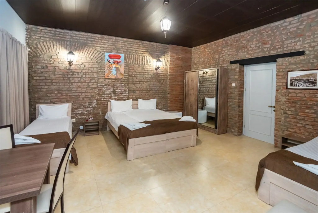 Family Triple room