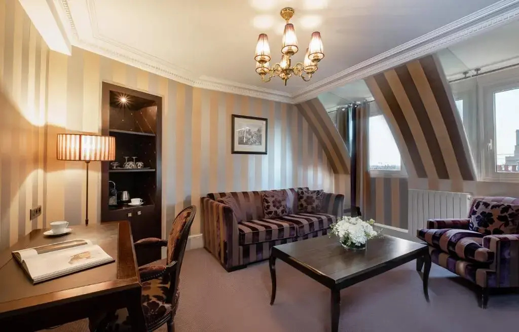 Hôtel Elysia by Inwood Hotels 55
