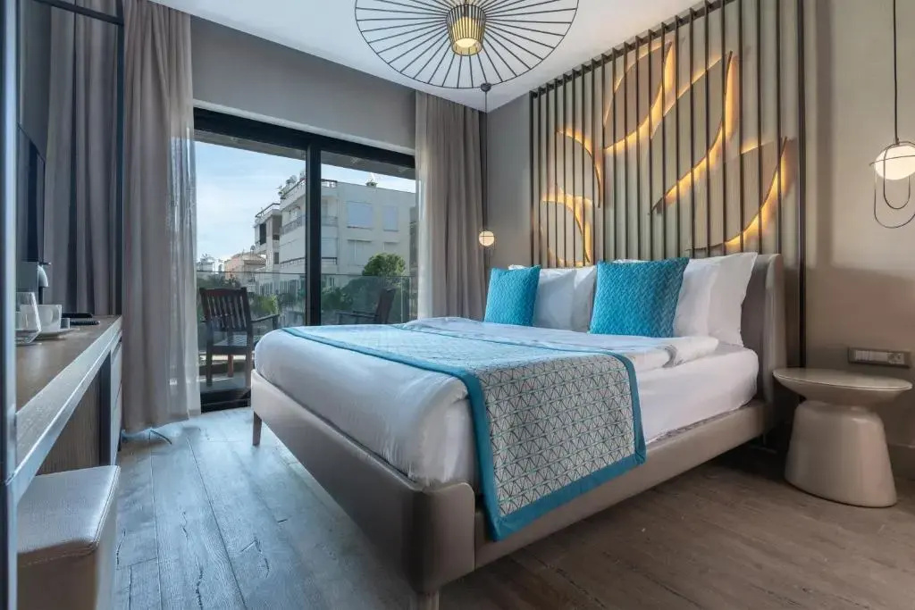 Standard Double room with garden view (full double bed)