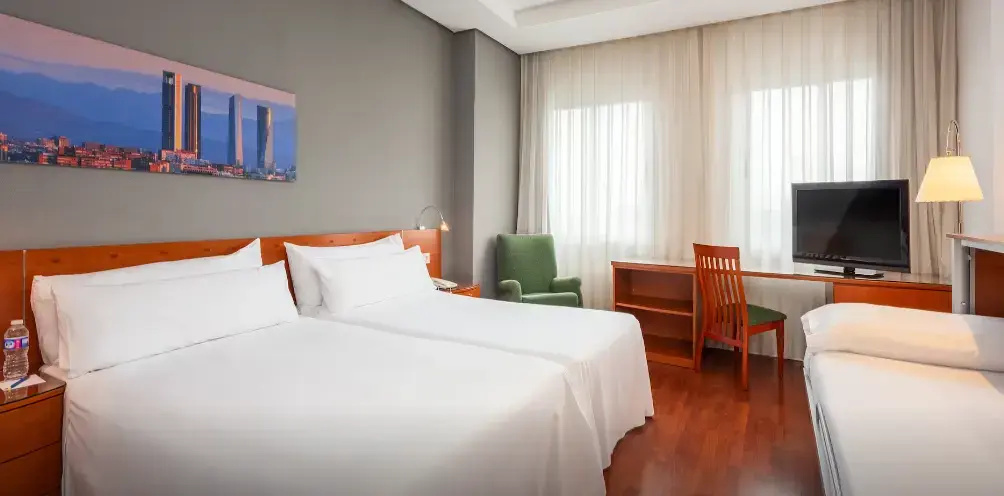 Triple room