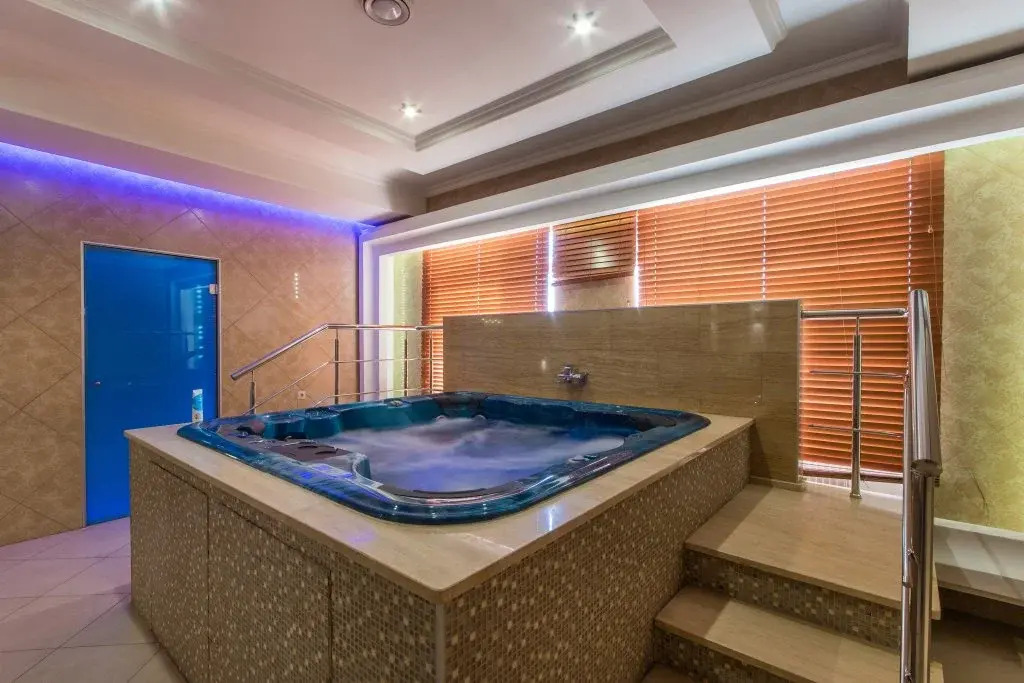 Двухместный люкс двуспальная кровать в Фонда