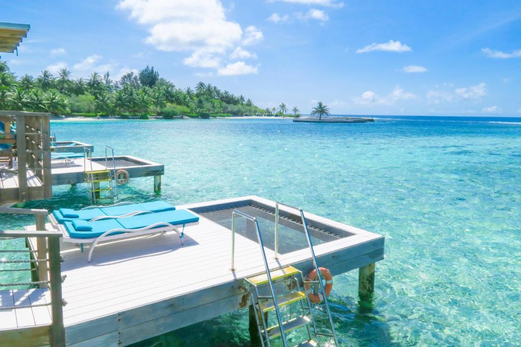Holiday Inn Resort Kandooma Maldives