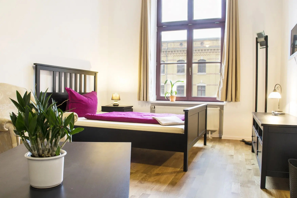 Economy Double room (full double bed)