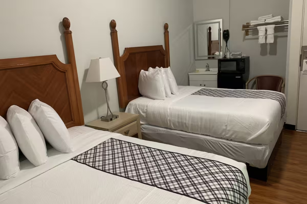 Double room (twin beds)