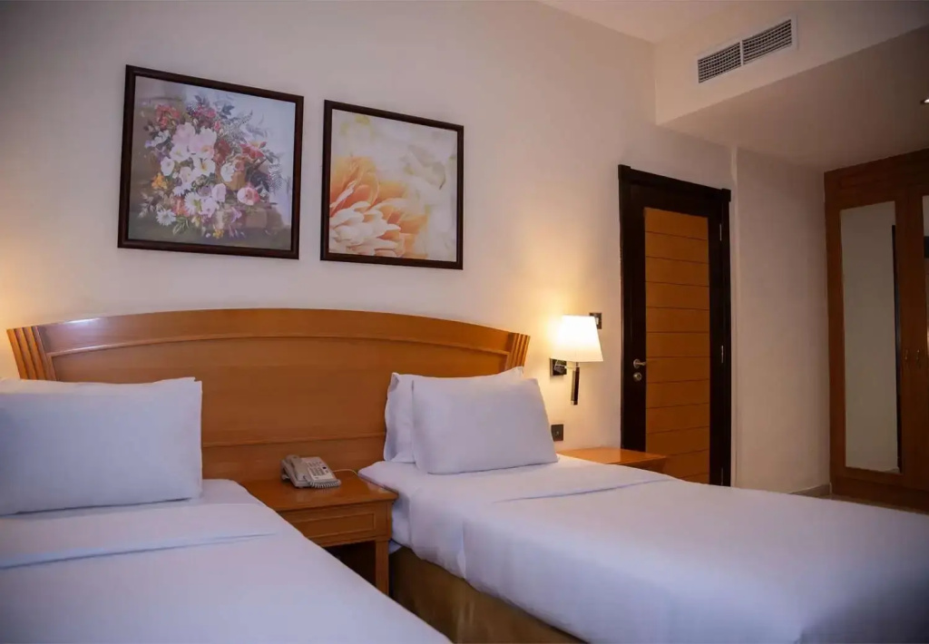 Golden Tulip Sharjah Hotel Apartments - Chambres