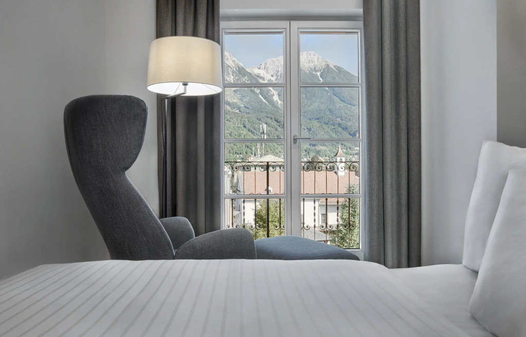 Hotel Schwarzer Adler - Chambres