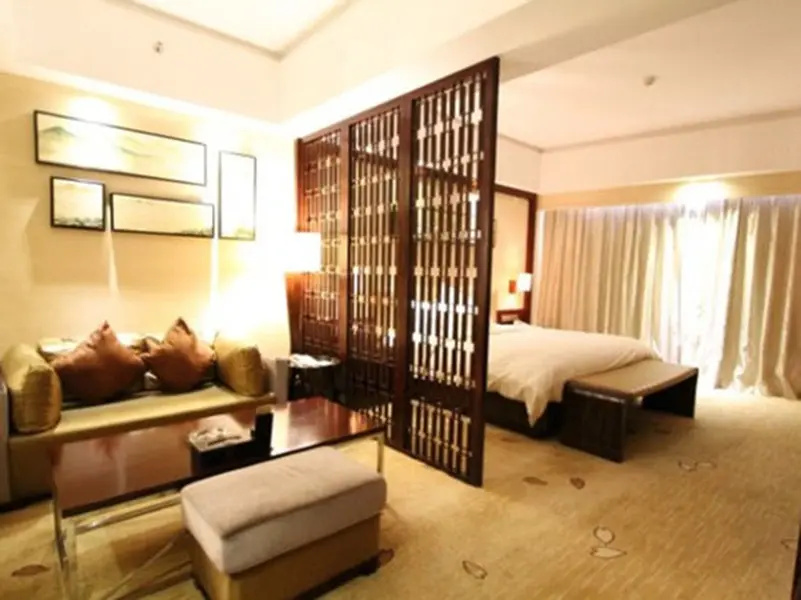 King Royal Hotel Yunfu - Général