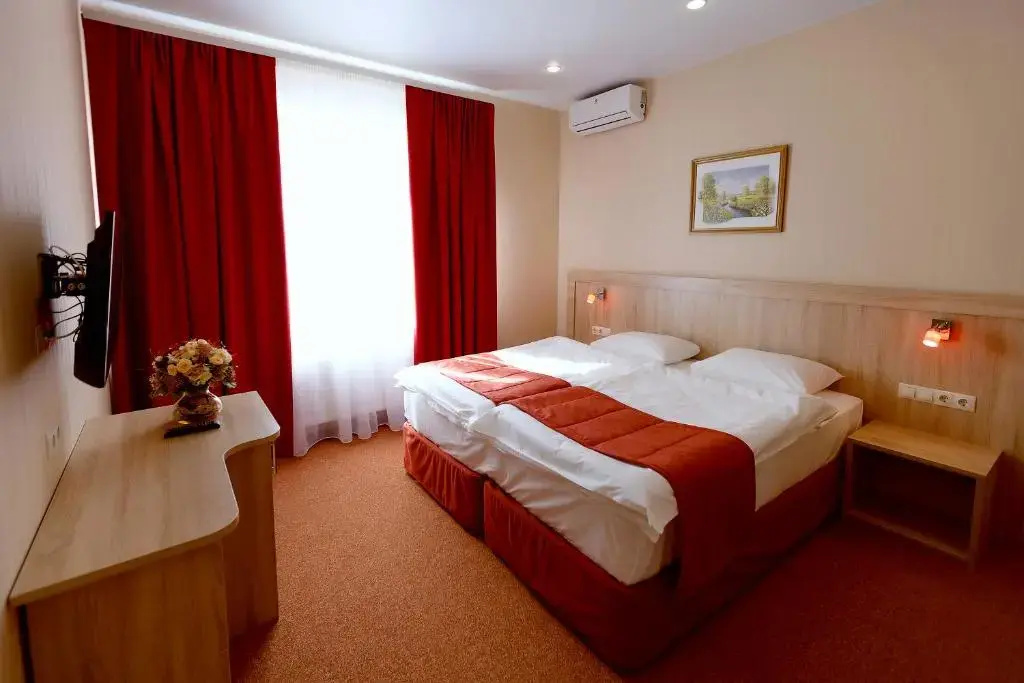 Standard Superior Double room (twin beds)