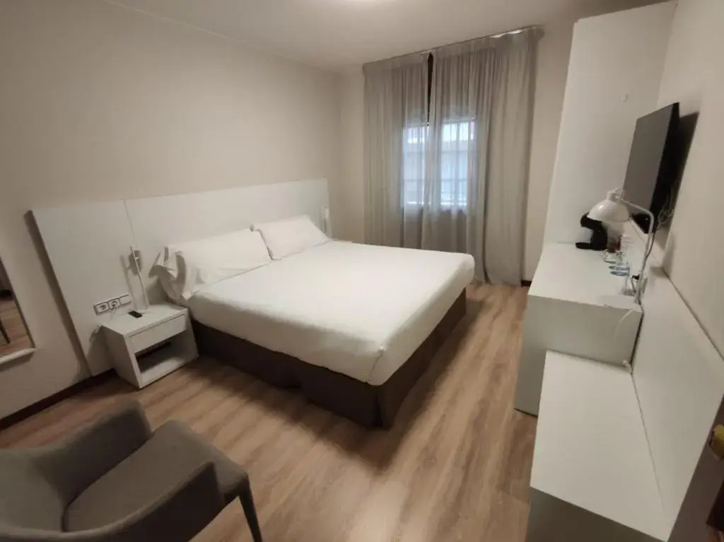 Aparthotel Los Girasoles - Chambres