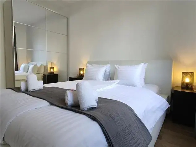 1 Bedroom Executive Double Apartment with balcony (full double bed)