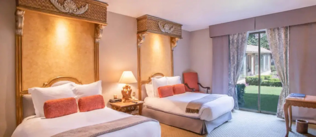Master Double Suite (twin beds)