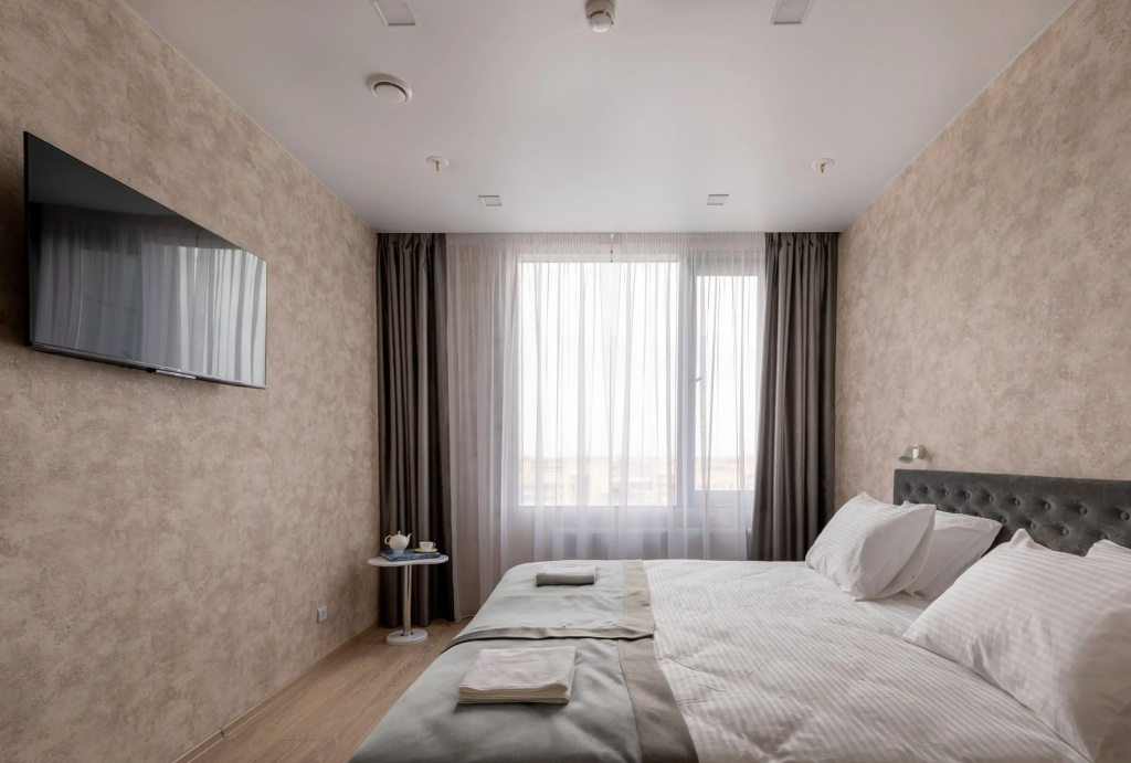 Business Double room (full double bed)
