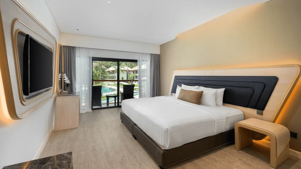 Superior Amora Pool Side Double room (twin beds)