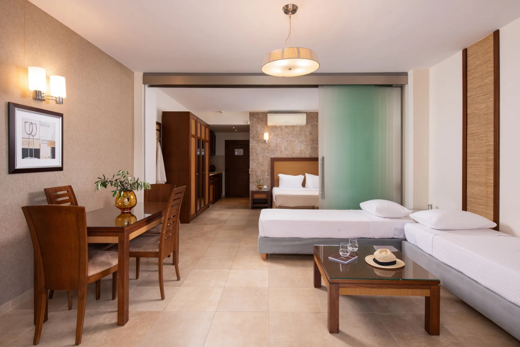 Superior XL Double Ground Floor room beachfront (full double bed)
