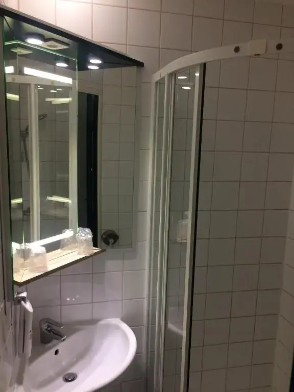 ibis Styles Rouen Val De Reuil - Chambres
