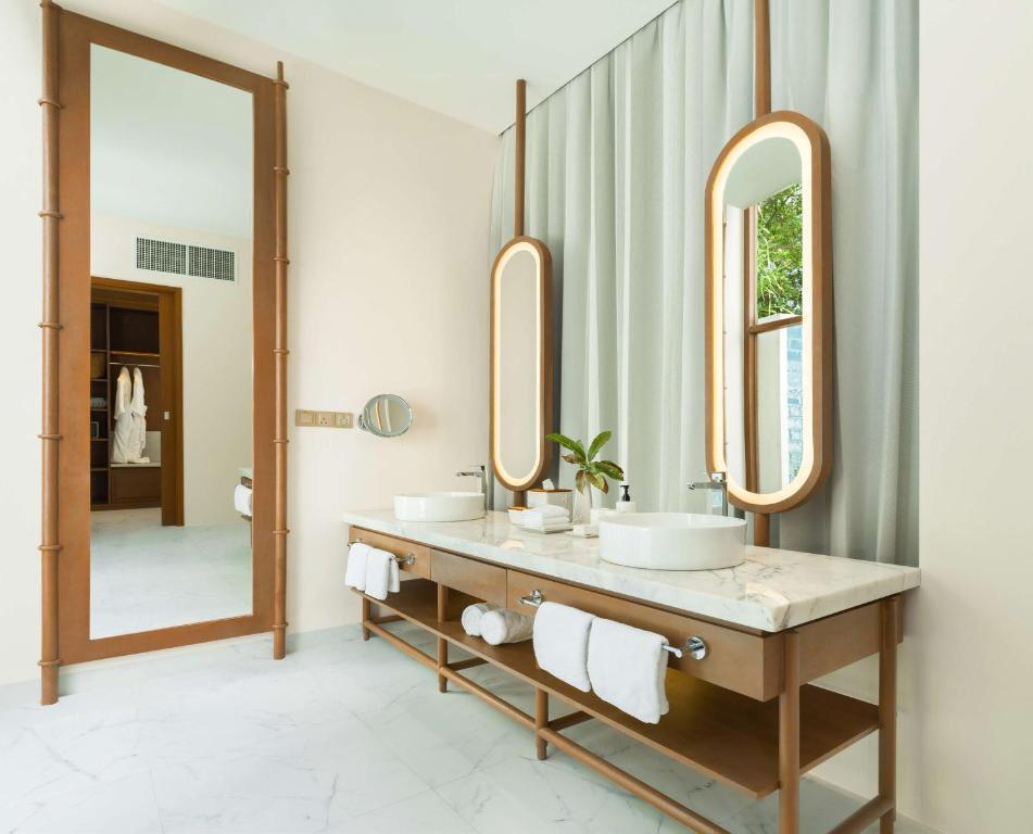 Conrad Maldives Rangali Island