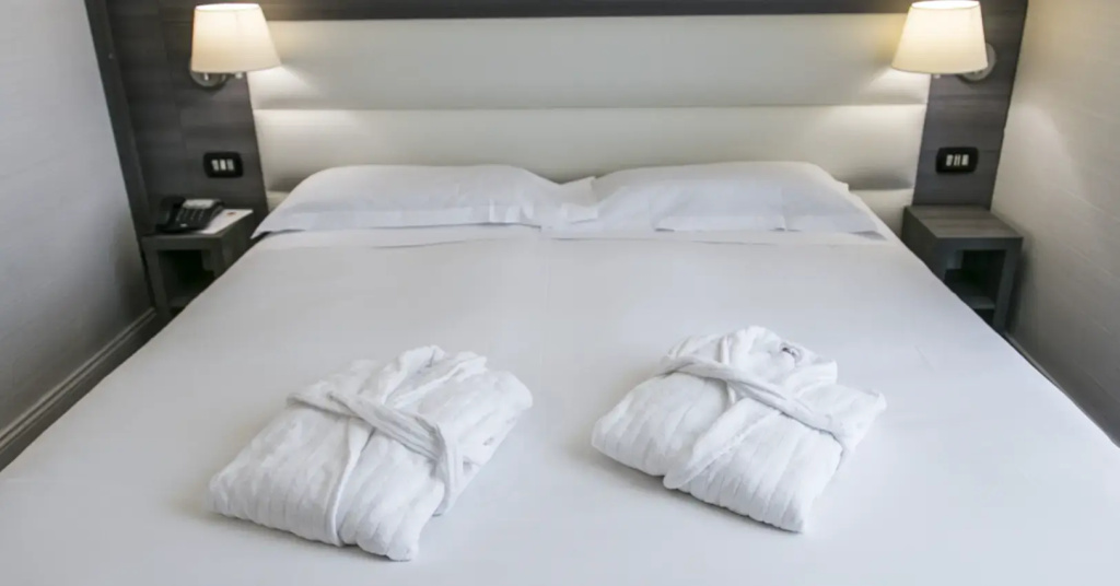 Dependance Double room (full double bed)