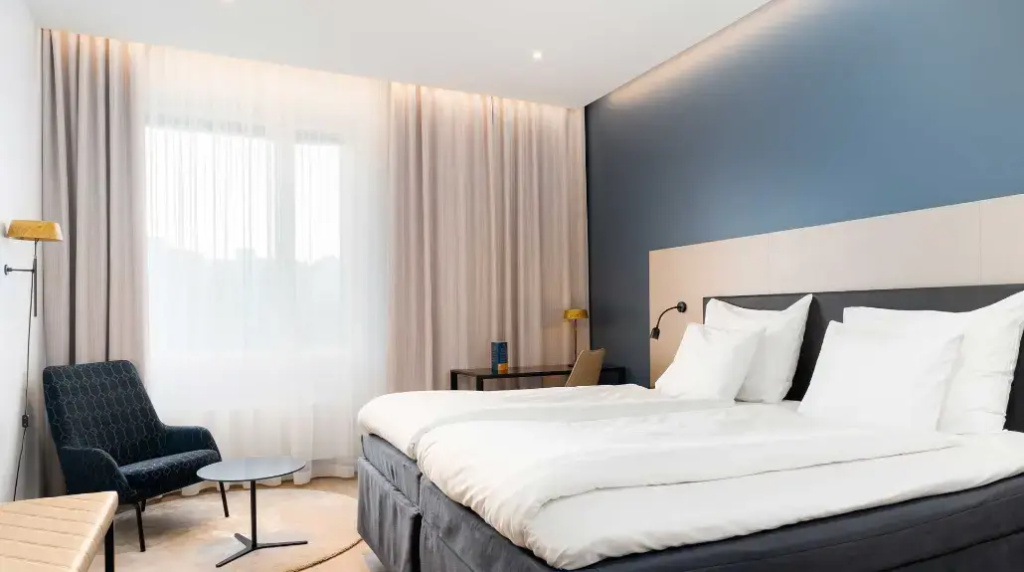 Superior Double room (full double bed)
