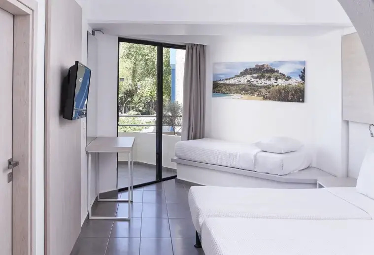 Annex Double room with land view (full double bed)