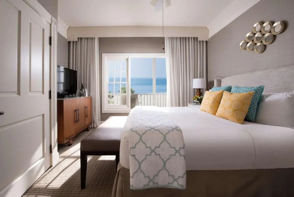 Victorian Double Signature Suite (full double bed)
