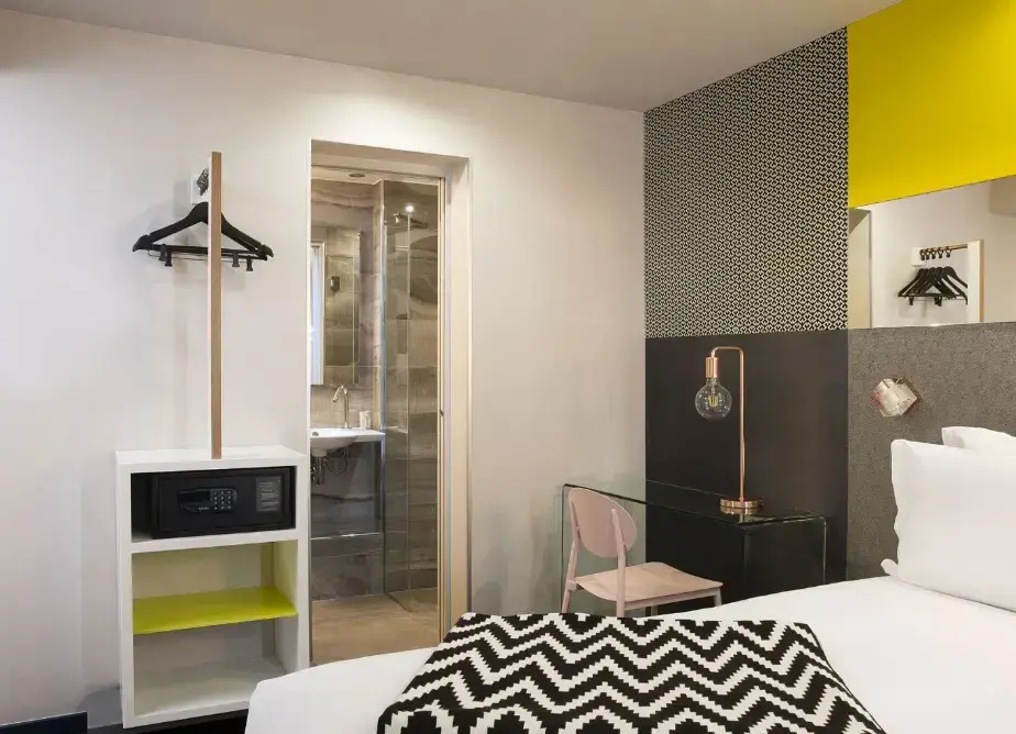 Parisette Double room (twin beds)