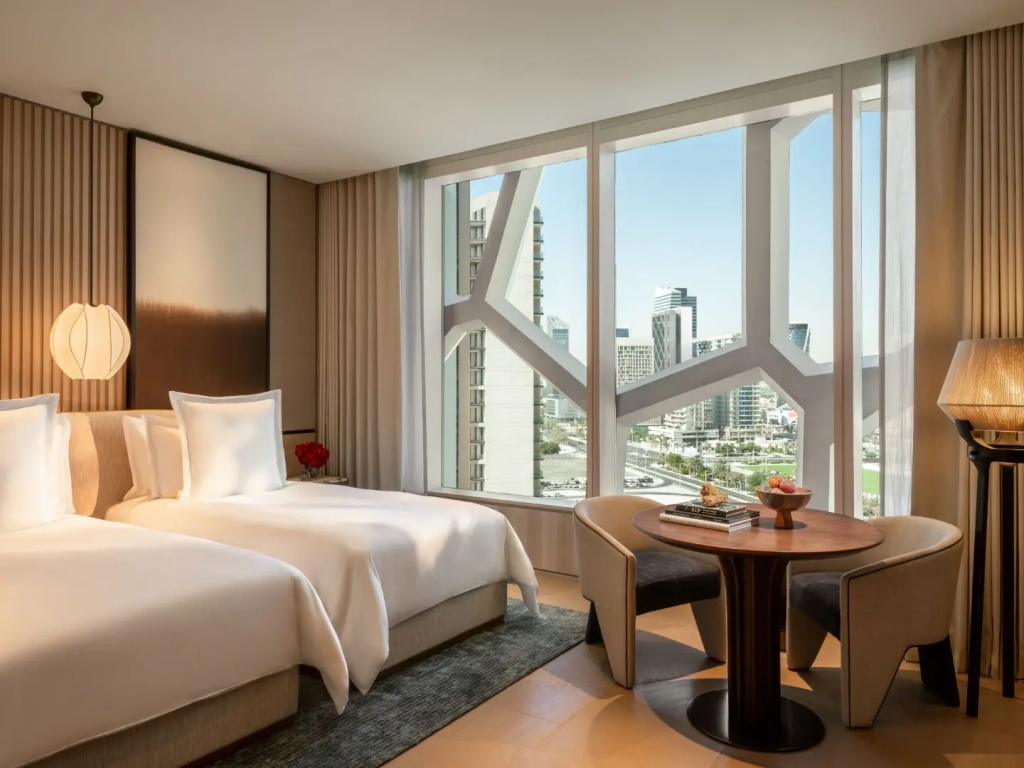 Deluxe Double room Lusail View (twin beds)