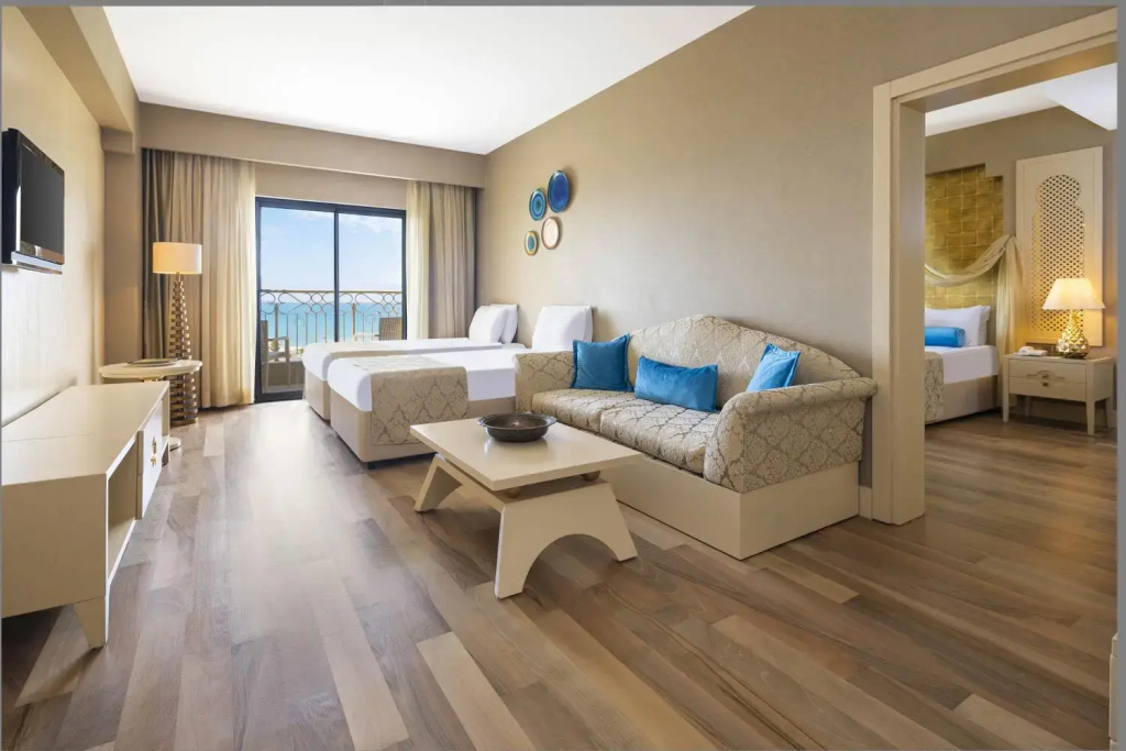 Classic Quadruple Suite