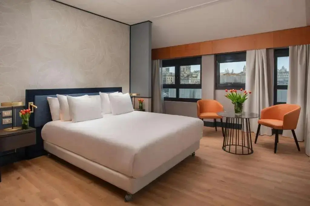 Premium Double room with view (full double bed)