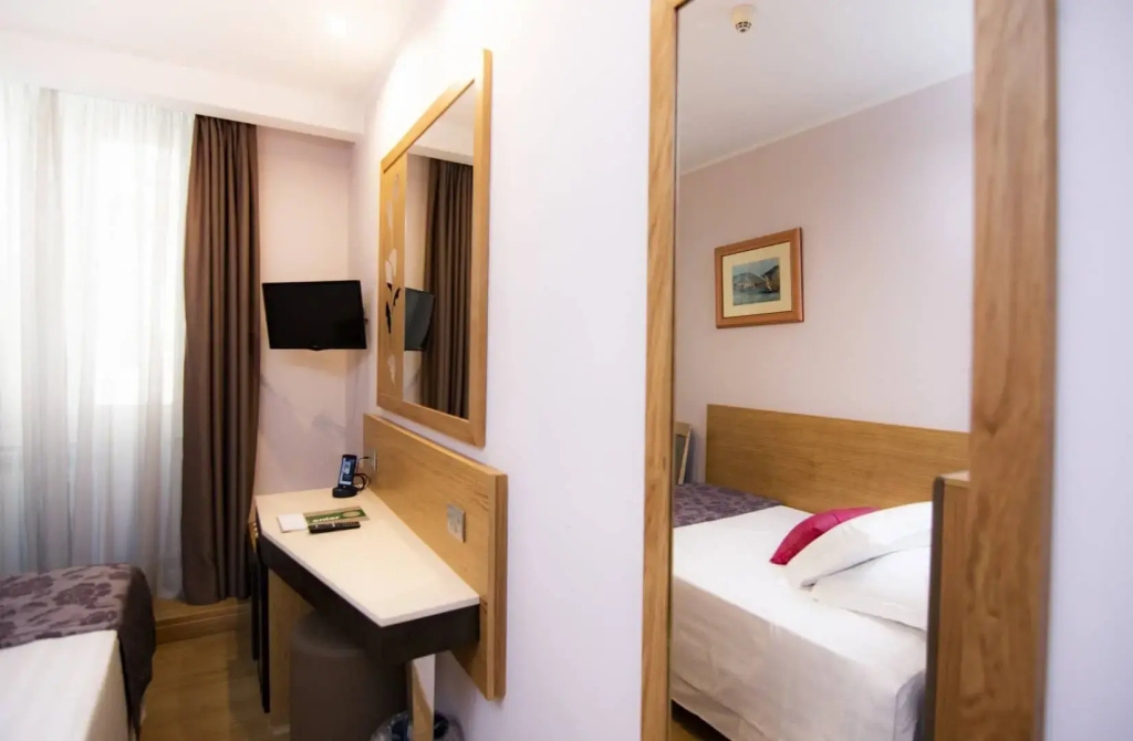 Hotel Giolli Nazionale - Chambres