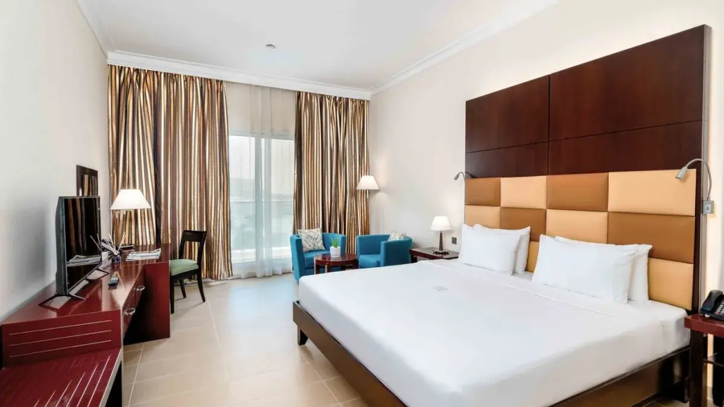 Metropolitan Al Mafraq Hotel - Chambres