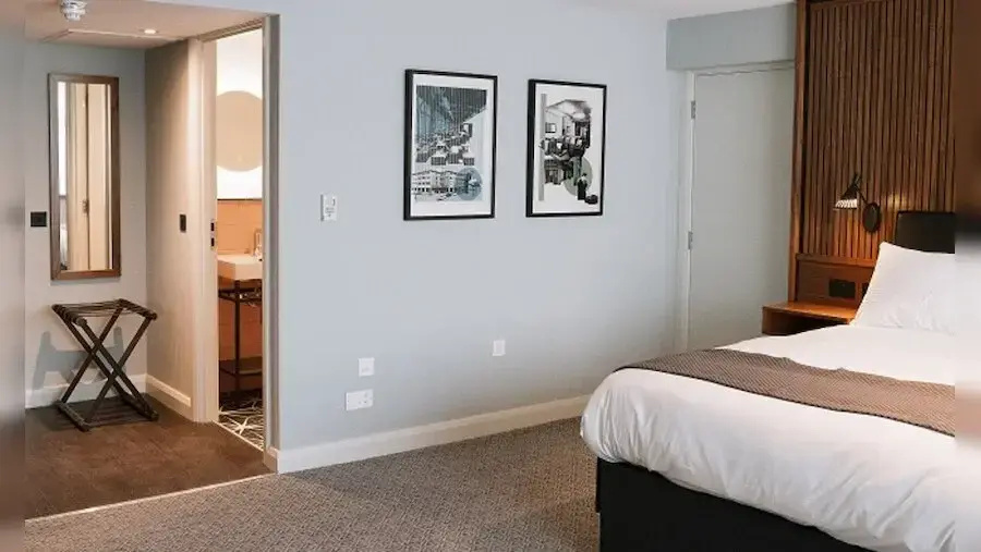 Freedom (Accessible) Double room (twin beds)