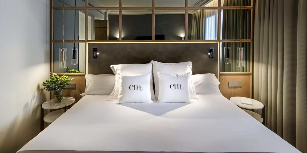 Tranquility Deluxe Double room (full double bed)