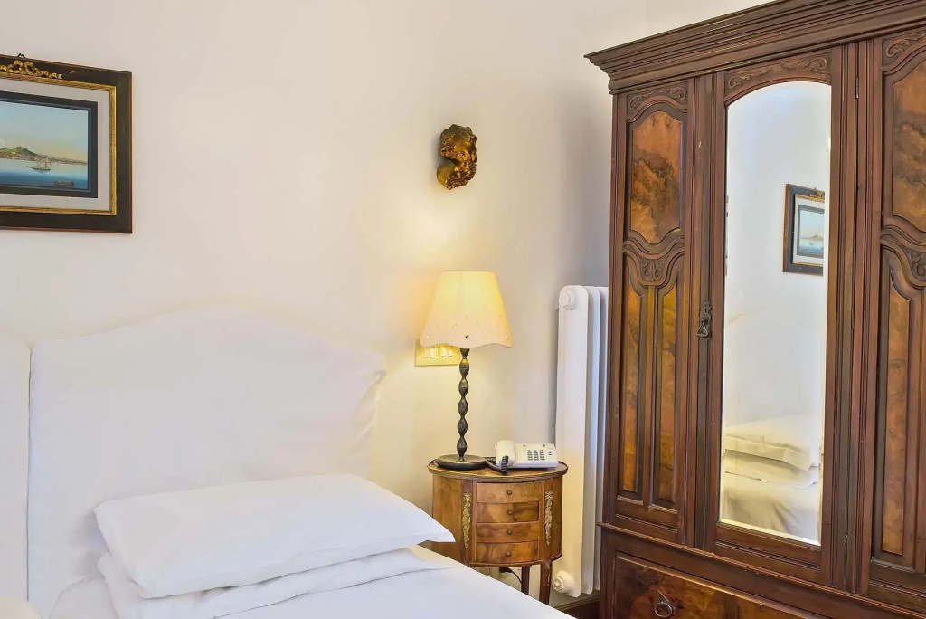 Single room