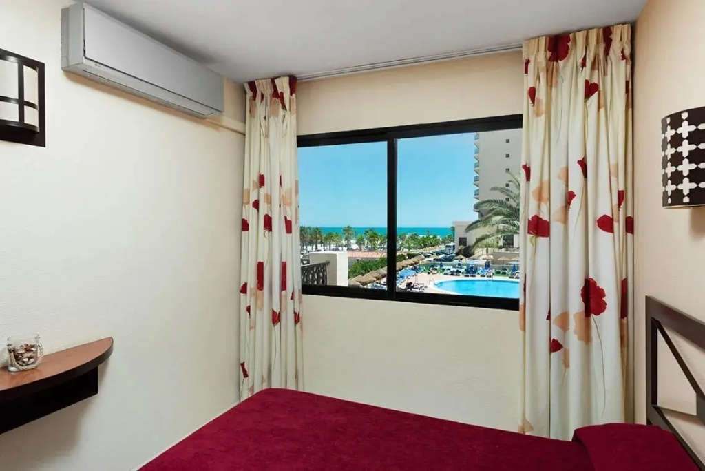 Hotel Puente Real - Chambres