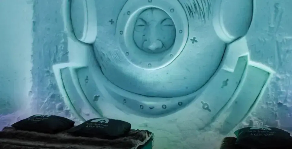 Superior Sextuple Family SnowHotel room