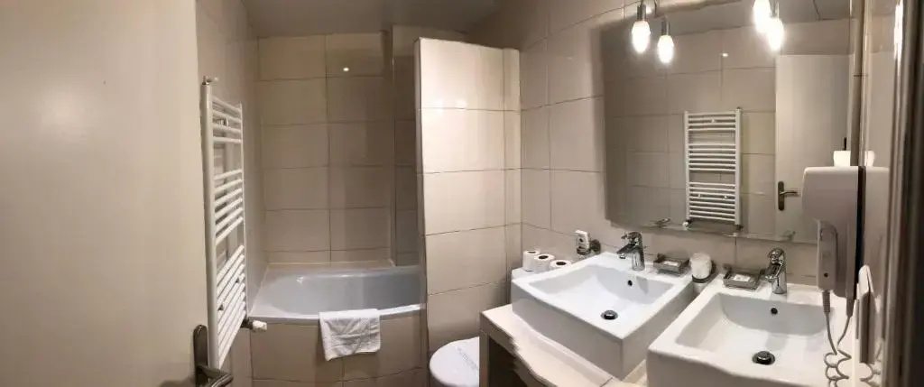 Hotel photo 20