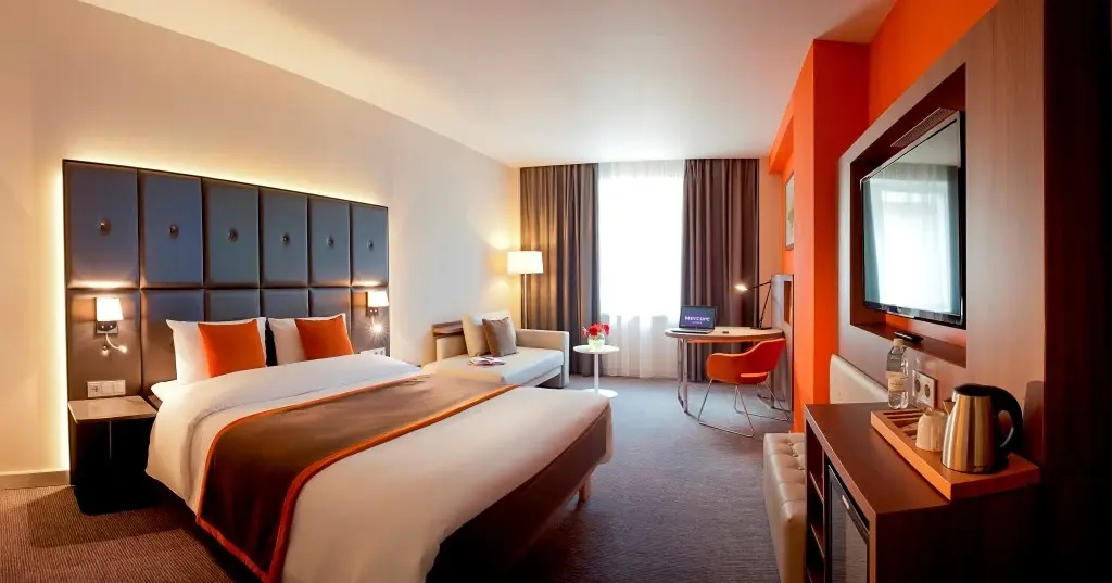 Mercure Tyumen' Tsentr Hotel Room Type - Classic Superior Double room with courtyard view full double bed