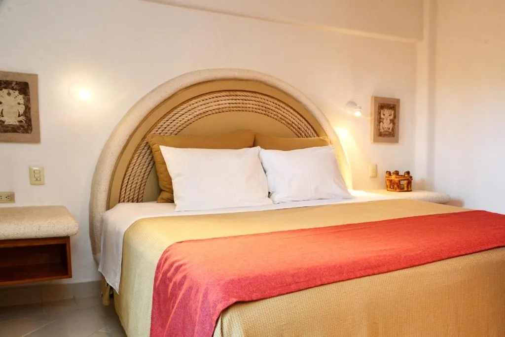 2 Bedrooms Sextuple Apartment