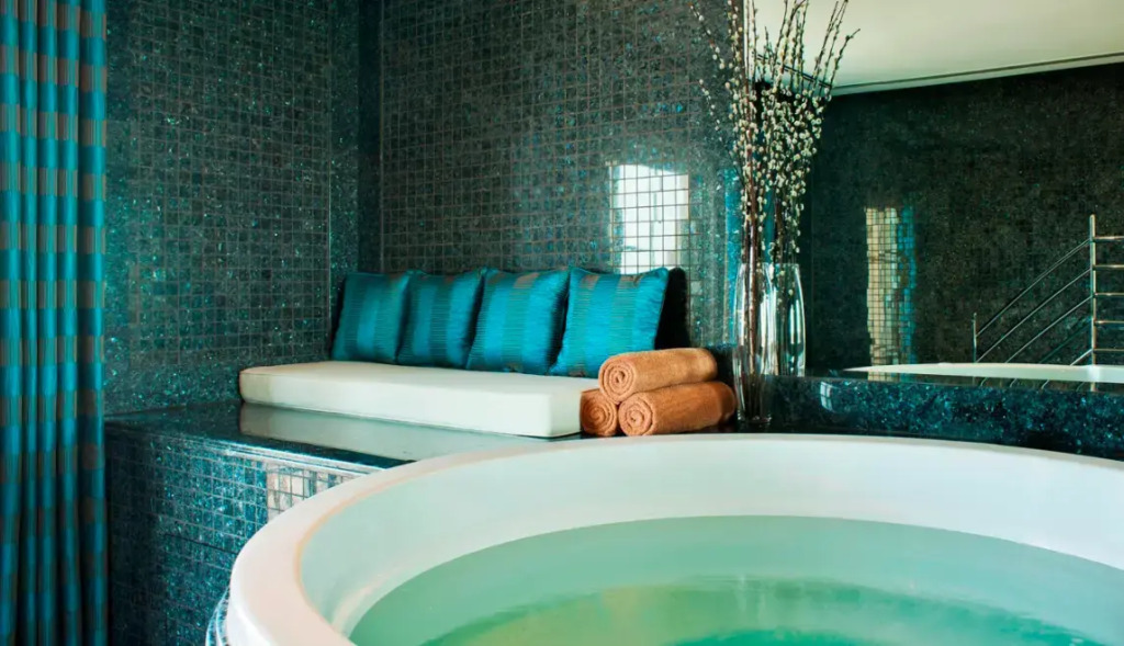 The Westin Dubai Mina Seyahi Beach Resort & Marina