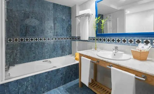 Elba Sara Beach & Golf Resort - Chambres