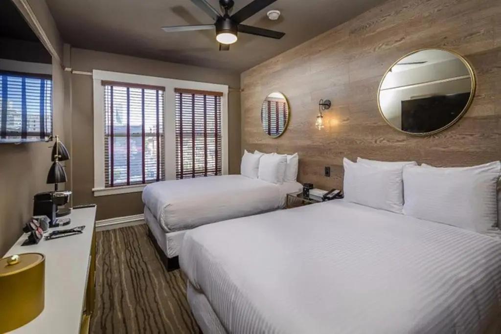 Quadruple room