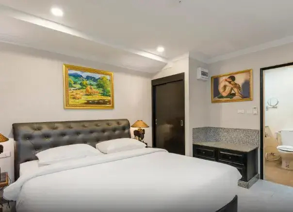 Standard Double room (full double bed)