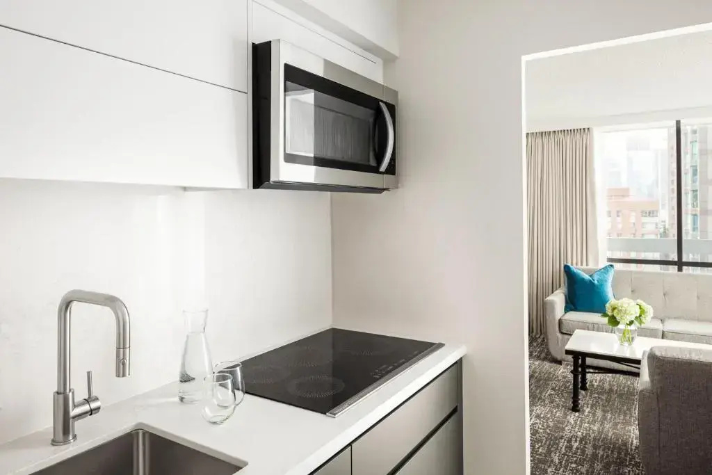Chelsea Hotel, Toronto - Général