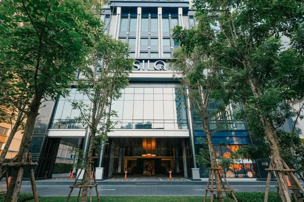 SILQ Hotel And Residence — фото
