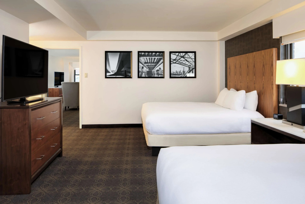 DoubleTree by Hilton Hotel & Suites Pittsburgh Downtown - Chambres