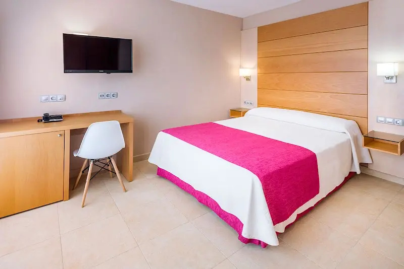 Mediterráneo Bay Hotel & Resort - Chambres