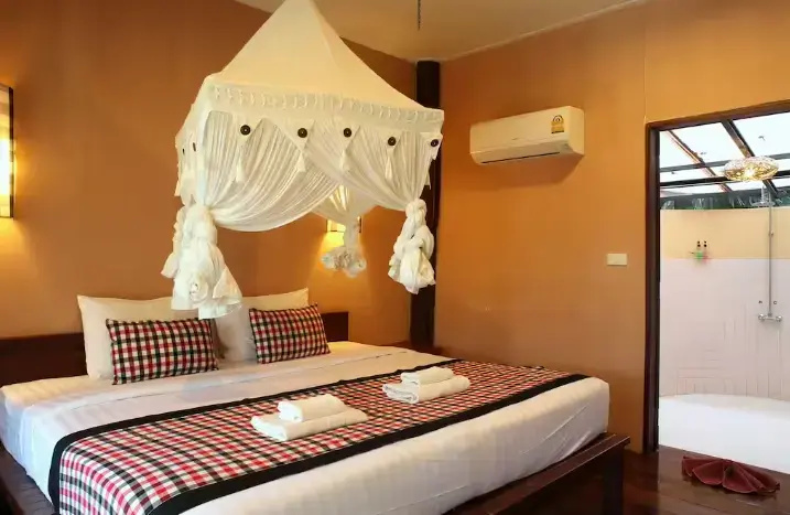 Warin Double Cottage (twin beds)