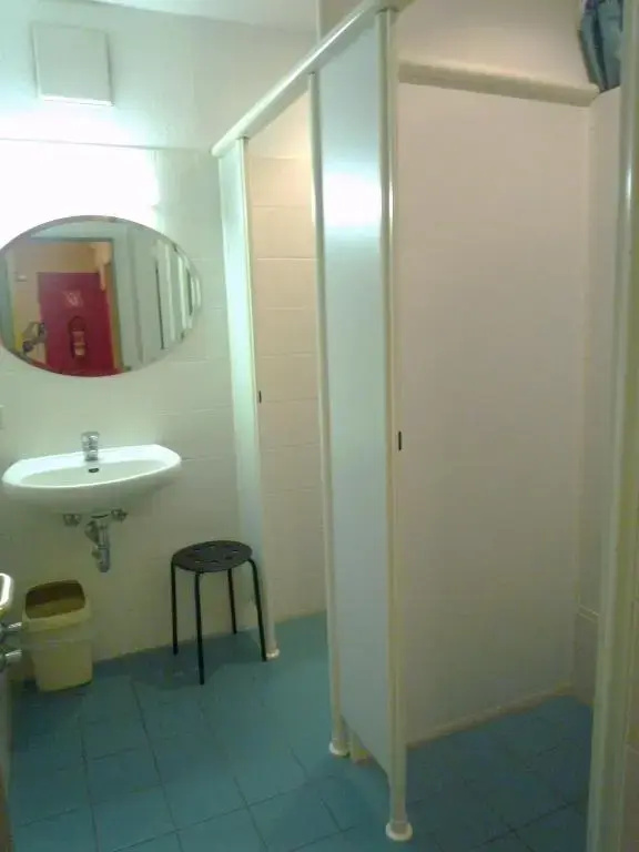 Gasthaus Hotel Bremen - Chambres