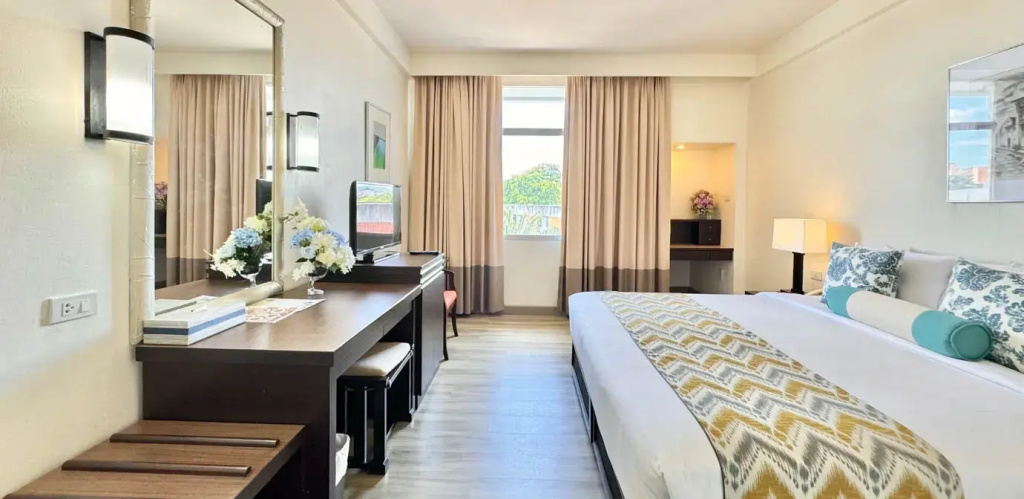 Phuket Merlin Hotel - Chambres