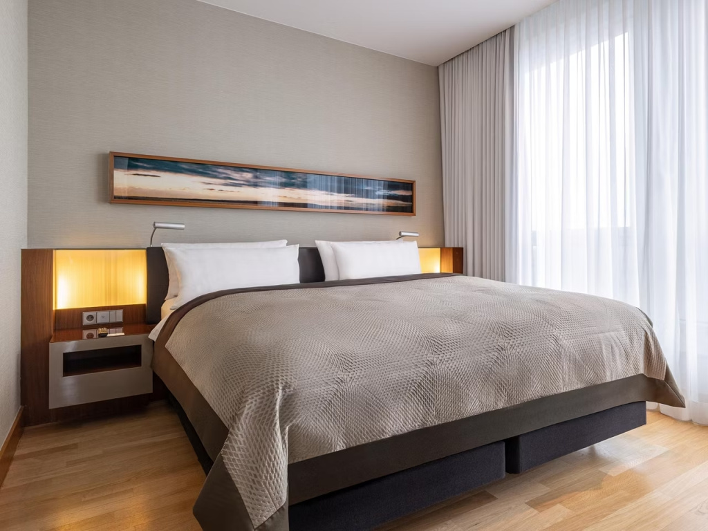 Prestige Corner Double Suite (full double bed)